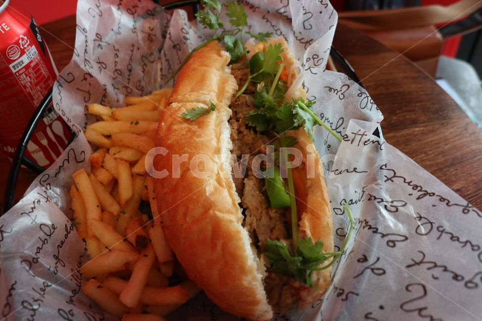 샌드위치,반미,카페,식당,식사,빵,감자튀김,콜라,핫도그,hotdog,food,음식,음식,식재료,요리,food,cook,meal,dishes,food reserves