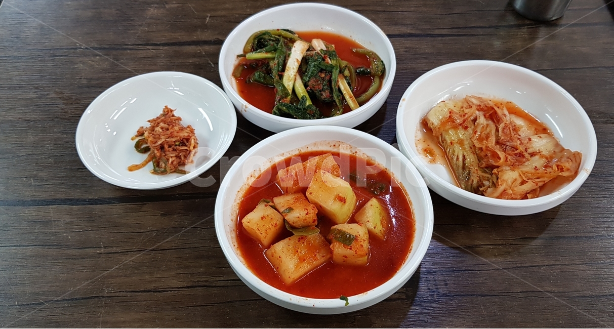 식사,meal,food,dish,요리,음식,김치,깍두기,열무김치,새우젓,반차