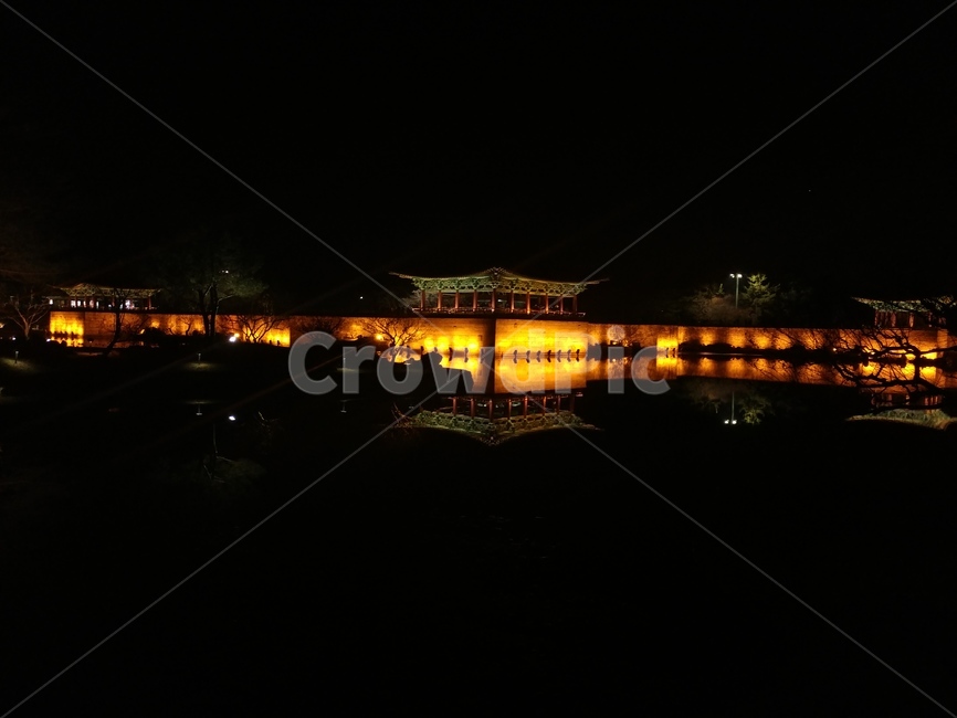 한국,경주,문화재,건축물,야경,안압지,밤,물,야경,밤,풍경,nightscape,night,landscape,랜드마크,landmark,tourist attraction,한국랜드마크,한국관광지,한국명소,korea landmark,korea tourist attraction,building,건물,architecture