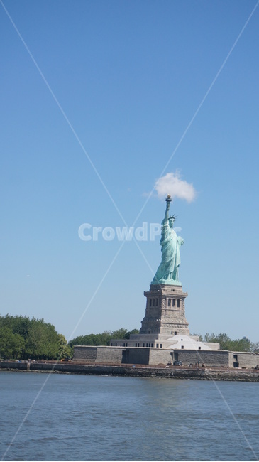 뉴욕,자유의여신상,맨해튼,statueofliberty,조각상,미국,newyork,구름,랜드마크,외국랜드마크,여신상,뉴욕랜드마크,관광객,관광명소,worldtouristattraction,worldlandmark,관광,관광지,웅장한,허드슨강,하늘,도시,landscape,랜드마크,landmark,tourist attraction,해외,외국,세계,foreign,oversea,world,세계랜드마크,해외랜드마크,외국랜드마크,world landmark,world tourist attraction,monument,기념물