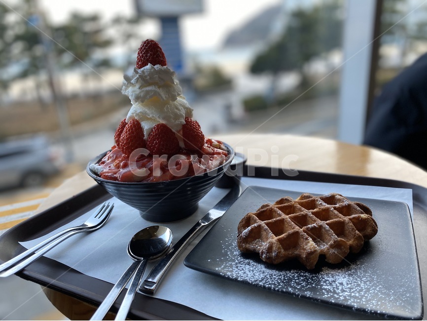 딸기빙수,와플,팥빙수,우유빙수,달콤