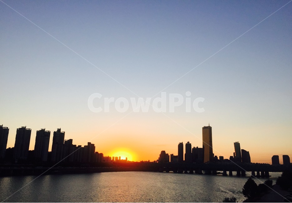 노을,sunset,seoul,서울,한강,도시,풍경,city,landscape,한국도시풍경,한국도시경관,korea cityscape,nature,자연,outdoors,옥외,dawn,새벽,red sky,붉은 하늘,dusk,황혼,일몰,sky,하늘