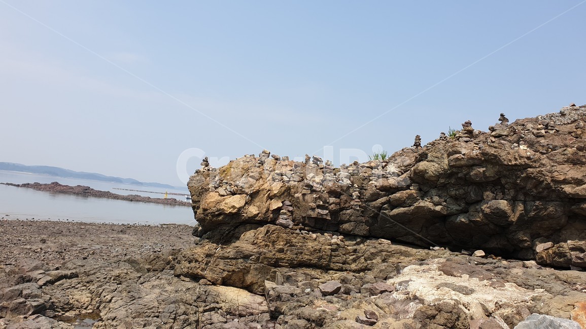 물,해안선,옥외,바다,태양,자연,water,shoreline,plant,outdoors,sea,ocean,nature,바닷가,서해안,밀물,썰물,파도,잔잔한,한국자연풍경,koreanature,자연풍경,풍경,landscape,여유,감성,추억,경치,돌맹이,하늘,sky,파란,맑은,시원한,자연,풍경,nature,landscape