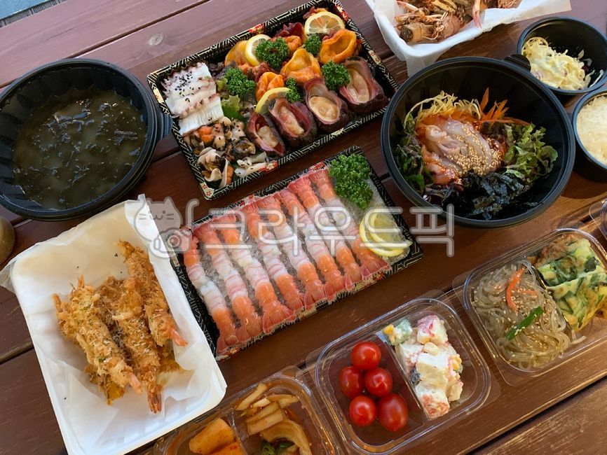 딱새우,새우,딱새우회,회,새우회,사시미,샐러드,새우튀김,미역국,회덮밥,음식,해산물,shrimp,food,음식,식재료,요리,food,cook,meal,dishes,food reserves