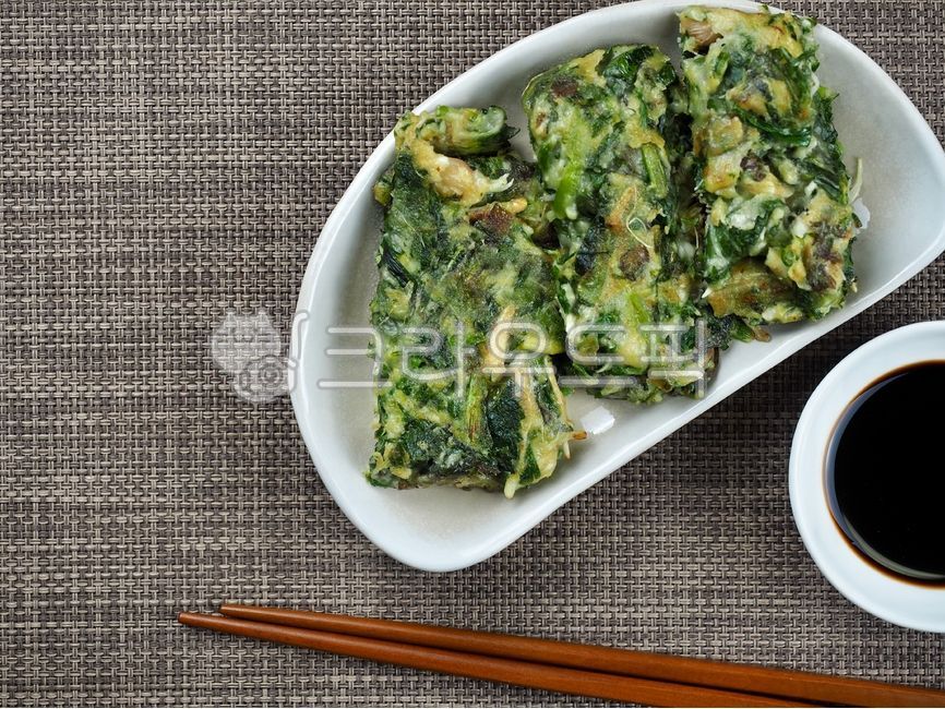 Namul,soy sauce,pancake,mixed,green onion pancake,vegetable,pajeon,food,vegetable pancake,koreanpancake,Korean food,cooking,koreanfood