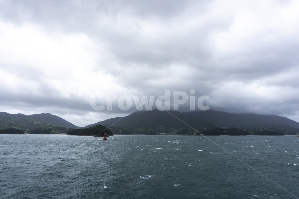 자연,nature,빛,water,물,ocean,sea,대양,바다,구름,파란,cloud,해안,해안선,푸른하늘,sky,자연,풍경,nature,landscape