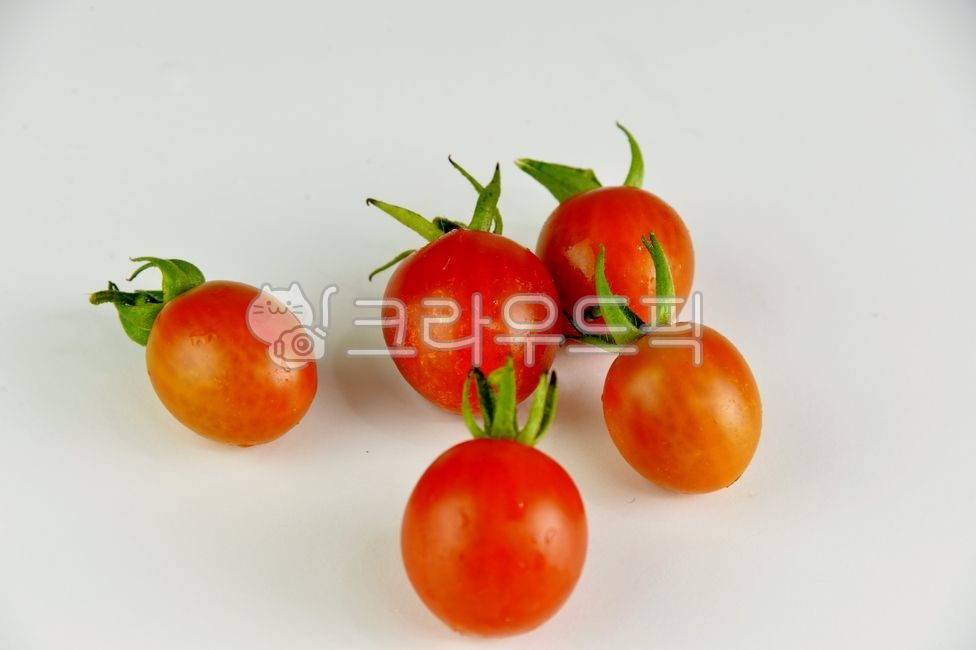 Nukki,Cherry tomato,Fruit,fruit,natural product,tomato,vegetable,food,red,fresh fruit,dessert,healthy food,plant,Food Ingredients,ingredients,diet,organic