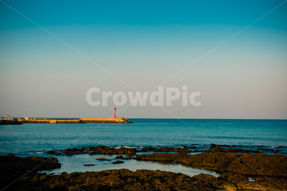 제주도,바다,풍경,수평선,하늘,파도,자연,풍경,nature,landscape,한국자연풍경,한국자연경관,korea nature landscape,등대,lighthouse,제주도,jeju,jeju island,architecture,건축물,building,건물,tower,탑