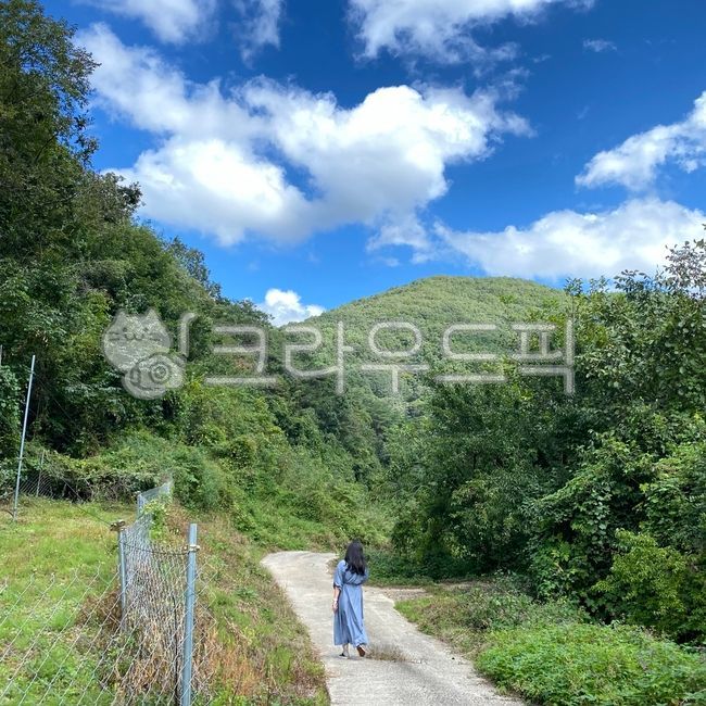 Countryside,scenery,rural scenery,sky,mountain