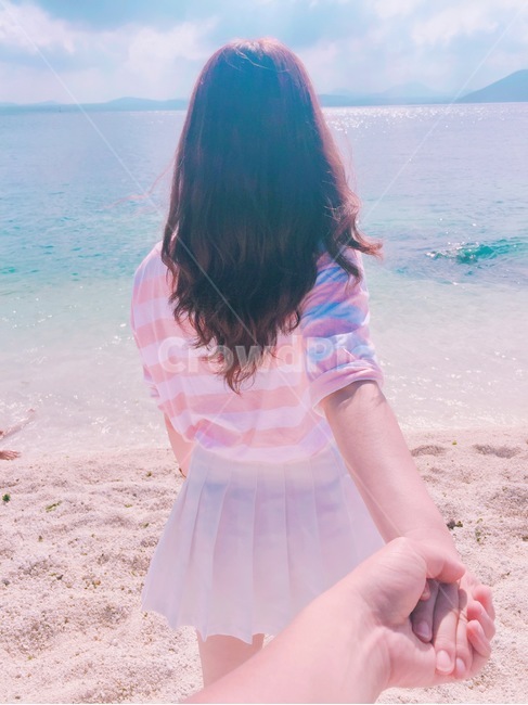 여자,바다,해변,뒷모습,여자뒷모습,모래사장,사람,인물,인간,human,person,여성,여자,woman,female,lady