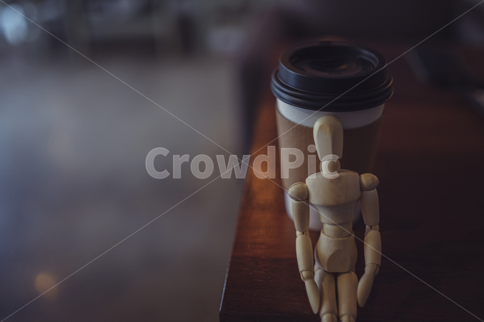감성사진,고독함,사물,휴식,힐링,생각,인형,풍경,풍경사진,카페,cafe,landscape,emotion,emotional,조각상,동상,석상,조형물,statue,bronze statue,stone statue,커피,카페,coffee,cafe,고독함,외로움,쓸쓸함,우울함,슬픔,lonely,solitary,사물,물건,오브젝트,thing,object,matter,연출,컨셉,콘셉,direction,concept