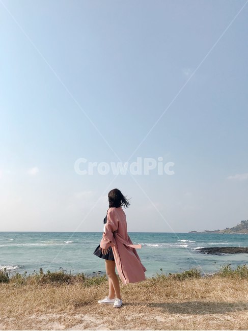 제주도,바다,하늘,여행,감성사진,풍경,인물,감성,색감,휴가,색상,색채,사람,여자,뒷모습,해수욕장