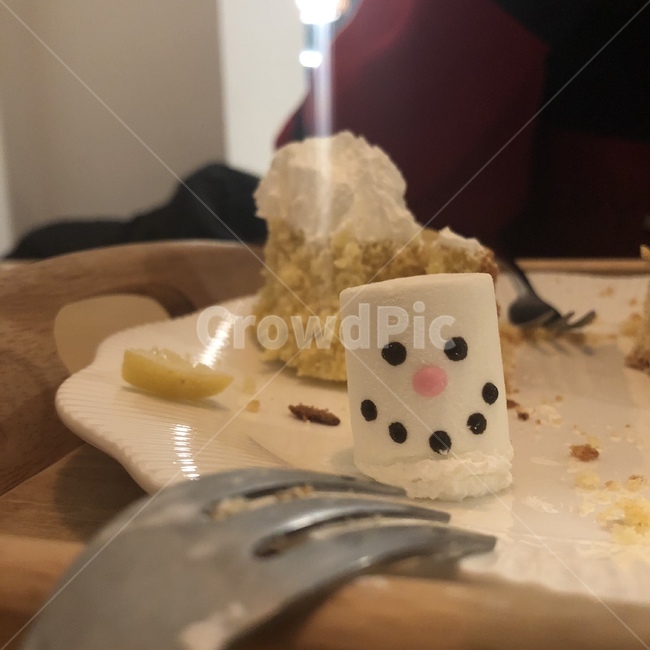 카페,마쉬멜로우,스마일,음식,케이크,포크,커피,캐릭터,cafe,cake,smile