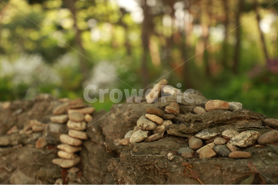 소원,야외,자연,돌맹이,돌,나무,숲,숲속,소원성취,돌탑,기도,stone,prayfor,pray,빛망울,보케,bokeh,outdoor,등산,산속,mountain