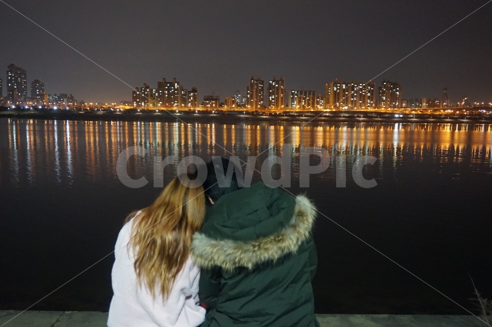 night view,date,couple,Han River,snap