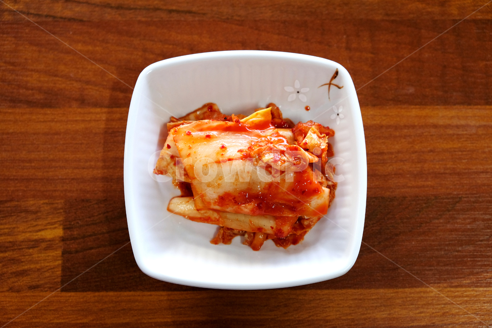 김치,반찬,식사,테이블,접시,건강식,외식,음식배경,koreantraditionalfood,healthyfood,delicious,koreansauce,spicyfood,kimchi,vegetables,healthy,salty,background,asian,음식,식재료,요리,food,cook,meal,dishes,food reserves,채소,야채,vegetables,한식,한국음식,한국요리,korean food,korean dishes,korean meal,korean cook