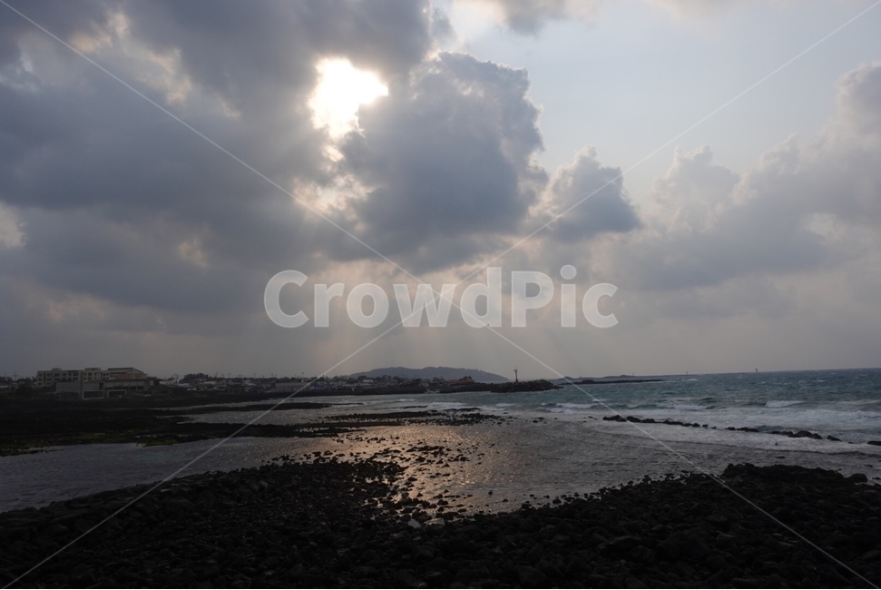 바다,하늘,푸른하늘,노을,빛,ocean,sea,자연,풍경,nature,landscape,한국자연풍경,한국자연경관,korea nature landscape,해변,바다,beach,sea,제주도,jeju,jeju island,weather,날씨,outdoors,옥외,cumulus,적운,cloud,구름,sky
