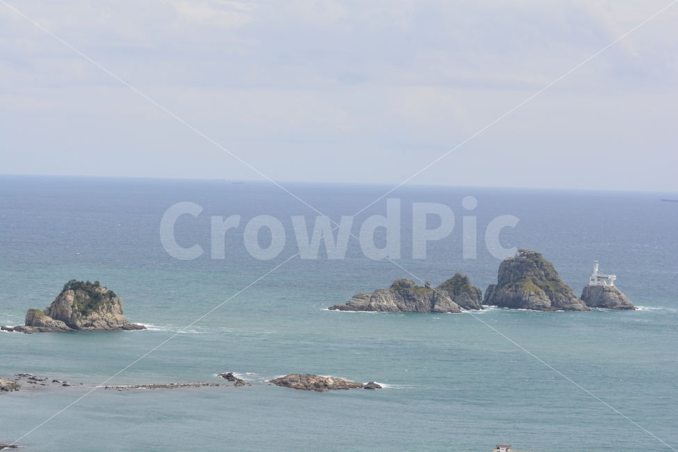 바다,오륙도,오륙도등대,부산,용호동,자연,풍경,nature,landscape,outdoors,옥외,land,땅,water,물,shoreline,해안선,ocean,대양,sea,coast,연안,island,섬