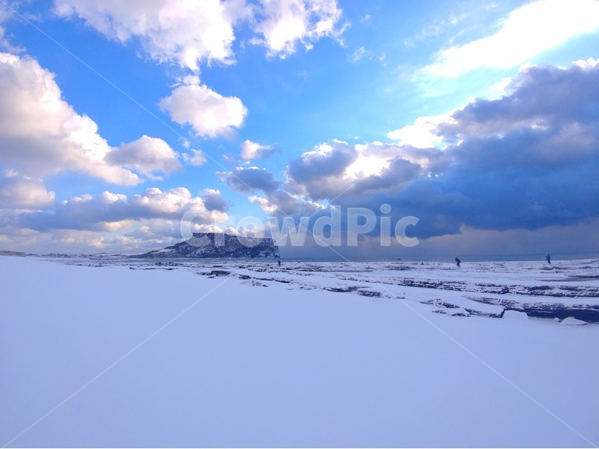 눈,겨울,풍경,감성,제주,제주풍경,하늘,구름,자연,바다,파도,겨울,계절,winter,season,자연,풍경,nature,landscape,한국자연풍경,한국자연경관,korea nature landscape,제주도,jeju,jeju island,outdoors,옥외,weather,날씨