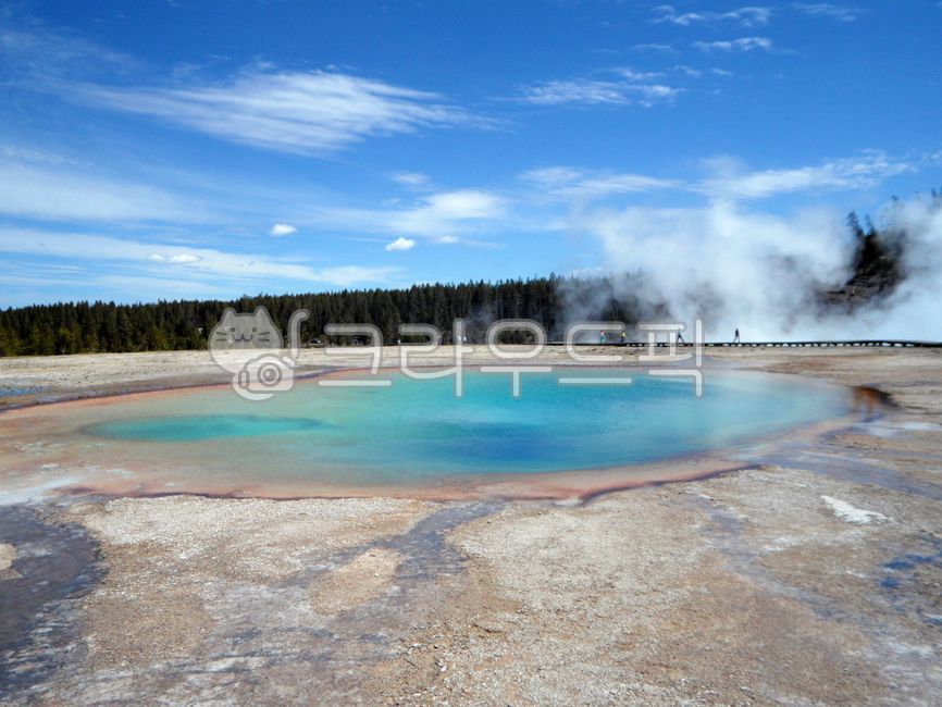brimstone,usa,scenic,nationalpark,scene,acid,mountain,sight,sulfur,mineral,world natural heritage,worldnaturalheritage,water,yellowstone,geyser,hot spring,sediment,watervapor,background,A national park,worldheritage,hotspring,turquoise,scenery,mystical,my