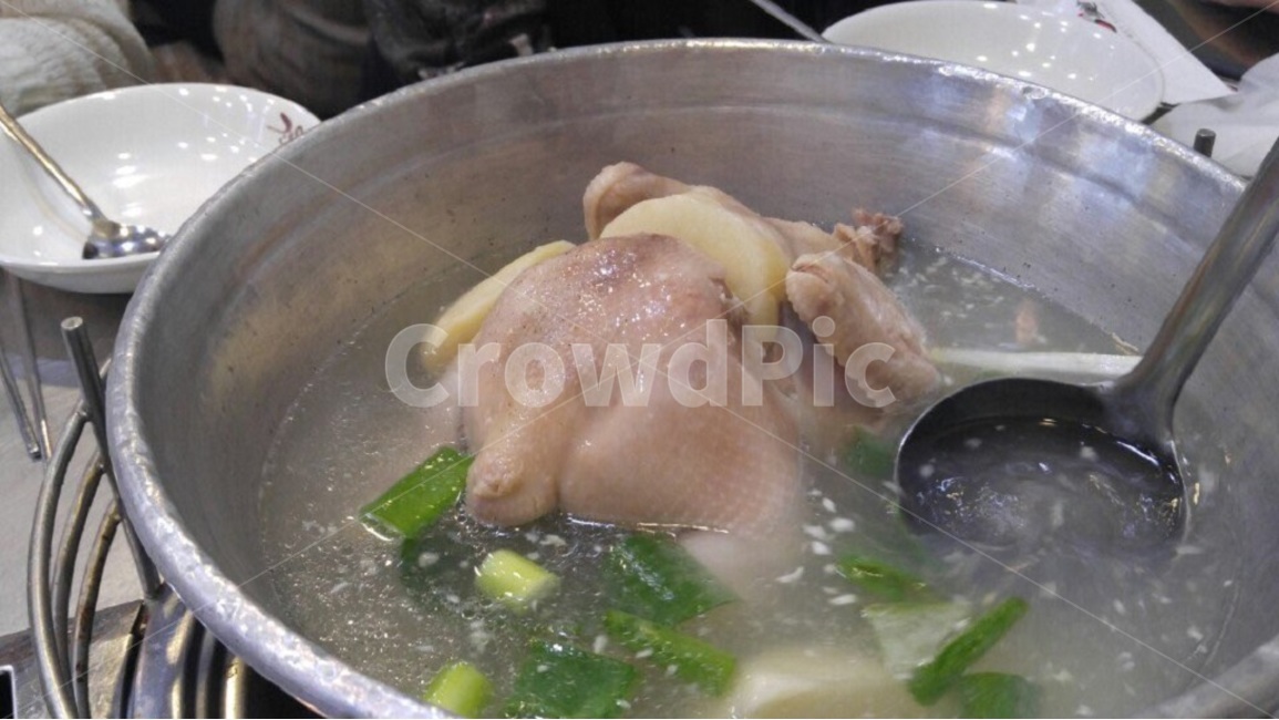 삼계탕,여름,닭,요리,한식,음식,food,foods,chickensoup,samgyetang,chicken,koreanfood,koreantraditionalfoods,cook,soup,음식,식재료,요리,food,cook,meal,dishes,food reserves,육류,고기,meat,한식,한국음식,한국요리,korean food,korean dishes,korean meal,korean cook