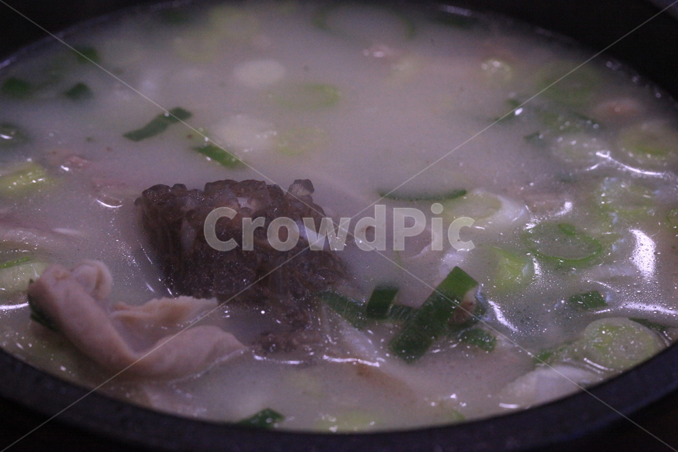 순대국,음식,food,식사,meal,요리,dish,사발,bowl,파,국물