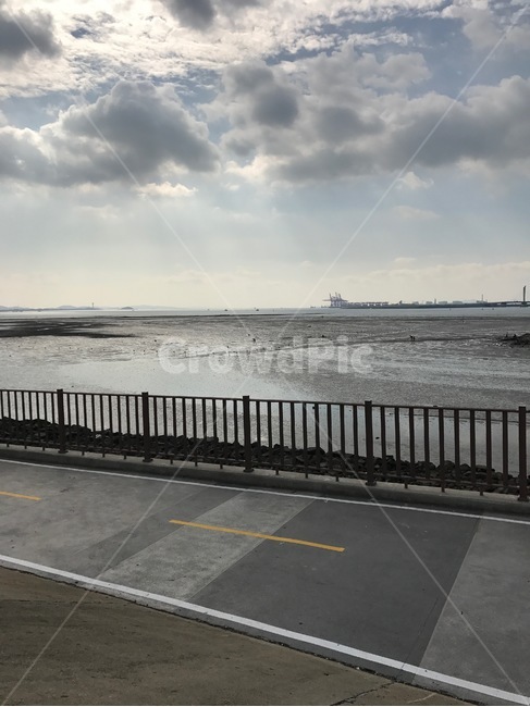 바다,갯벌,바닷가,해안가,구름,자연,풍경,nature,landscape,road,도로,asphalt,아스팔트