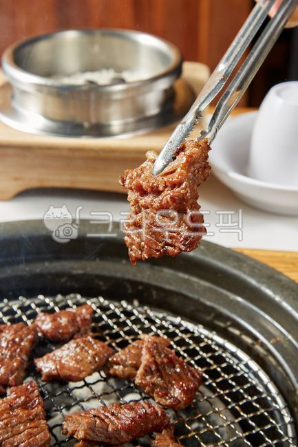 bbq,BBQ,grilling,Pork barbecue,rib,cooking,Charcoal grilled ribs,food