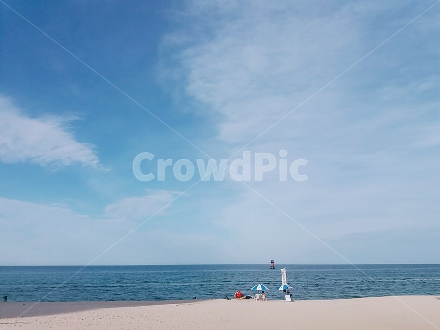 강릉,경포대,해수욕장,해변,바다,하늘,등대,모래사장