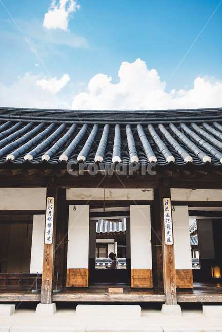 역광,실루엣,인물,사람,풍경,감성,한국전통,한국문화,korean traditional,korean culture,사람,인물,인간,human,person,여성,여자,woman,female,lady,건축물,건물외관,exterior,building,structure,architecture,construction