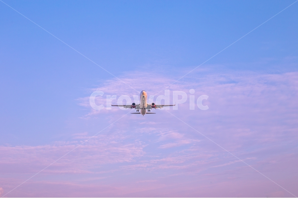 풍경,비행기,일몰,노을,하늘,여름,구름,이동수단,교통,맑은하늘,감성,airplane,sky,cloud,summer,airport,landscape,emotions,transportation,travel,색깔,색상,색채,색감,color sense,color sensitivity,feeling of color,교통,교통수단,traffic,transportation