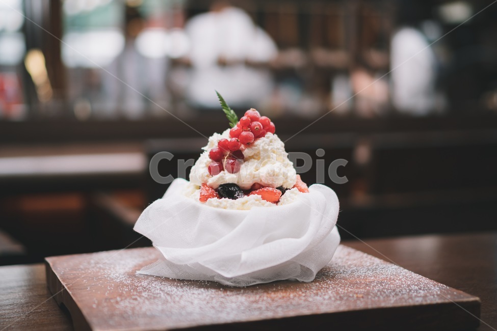 디저트,카페,cake,dessert,cafe,coffeeshop,아웃포커싱,테이블,따뜻한,warm,빈티지,음식,식재료,요리,food,cook,meal,dishes,food reserves,디저트,간식,후식,dessert,snack