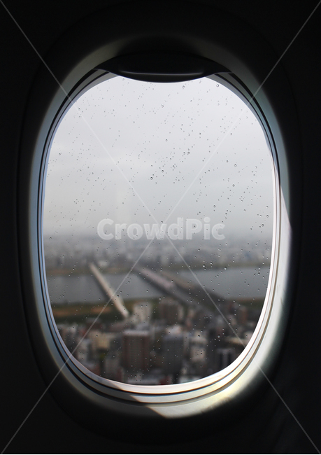 window,태양,빛,일몰,일출,구름,하늘,그림자,비행기,휴가,여행,바라보다,실내,빌딩,멋진,눈부신,라이트,이륙,착륙,날다,유리,창문,탑뷰,꿈,도시,빌딩숲,비지니스,출장,비,맺히다,물방울,흐림,교통,교통수단,traffic,transportation