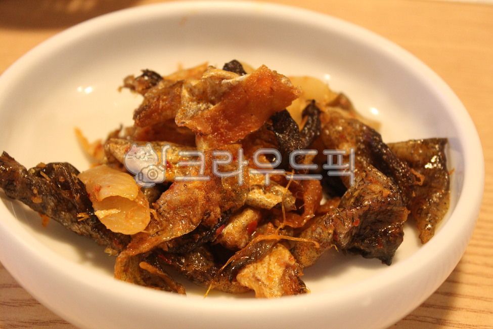 복어껍질,복어껍질볶음,복어,해산물,해물,구이요리,음식,요리,food,meal,식사,dish