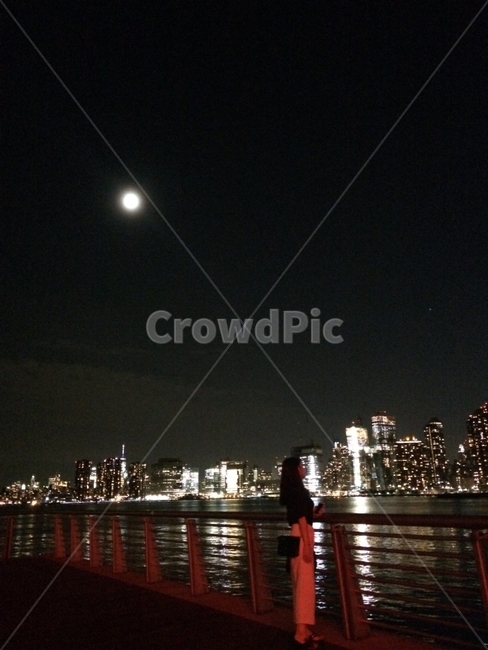 newyork,뉴욕,야경,자연,달,아름다움,선선함,야경,밤,풍경,nightscape,night,landscape,도시,city,해외,외국,세계,foreign,oversea,world,세계도시풍경,해외도시풍경,외국도시풍경,world cityscape,사람,인물,인간,human,person,여성,여자,woman,female,lady,outdoors,옥외