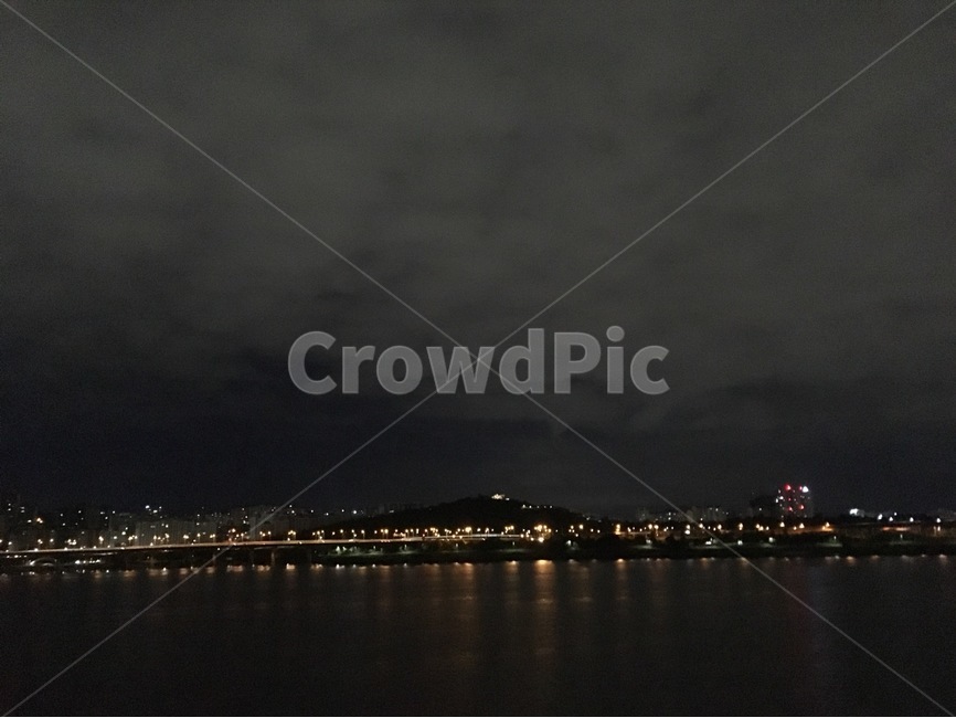 야경,한강,저녁,새벽,흐림,어두움,강,불빛,야경,밤,풍경,nightscape,night,landscape,도시,city,한국도시풍경,한국도시경관,korea cityscape,weather,날씨,nature,자연,town,metropolis,중심지,building,건물,시티,urban,어반