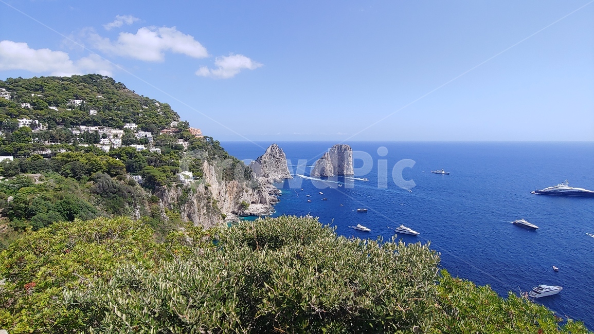 바다,하늘,카프리섬,섬전경,낭떨어지,cliff,shoreline,water,nature,ocean,자연,자연,풍경,nature,landscape,promontory,곶,outdoors,옥외,land,땅,대양,sea,물,해안선,낭떠러지