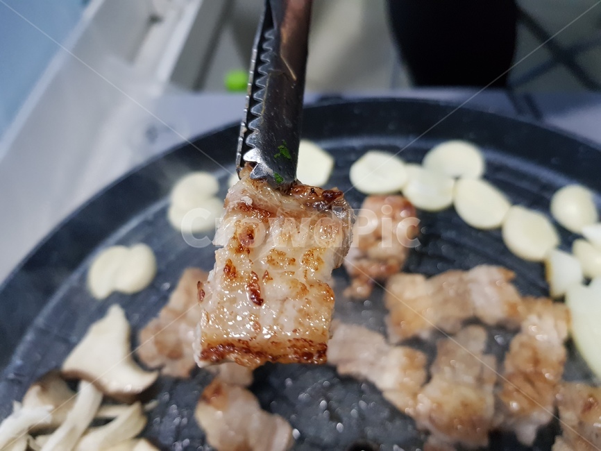 삼겹살,fork,저녁식사,구이,마늘