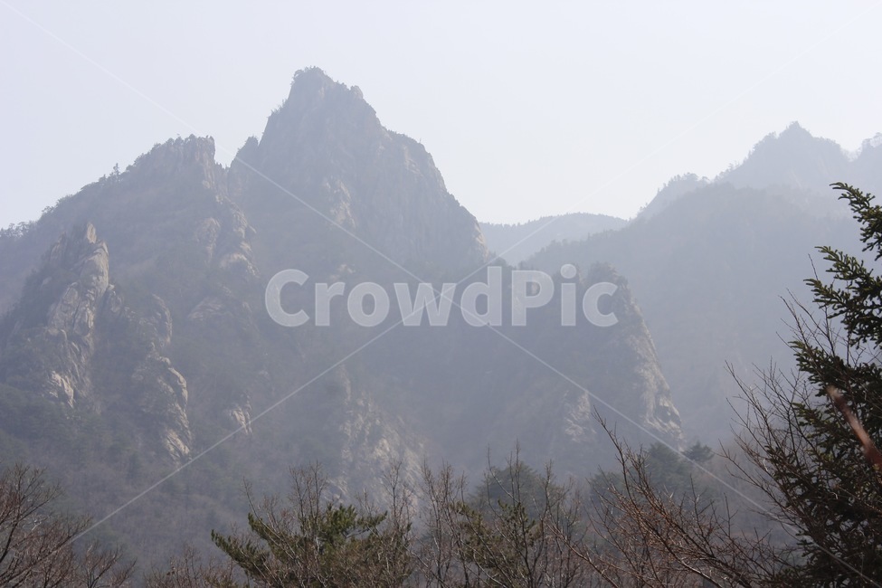 산,설악산,안개,겨울산,가을산,낙엽,자연,풍경,nature,landscape,한국자연풍경,한국자연경관,korea nature landscape,outdoors,옥외,mountain,mountain range,산맥