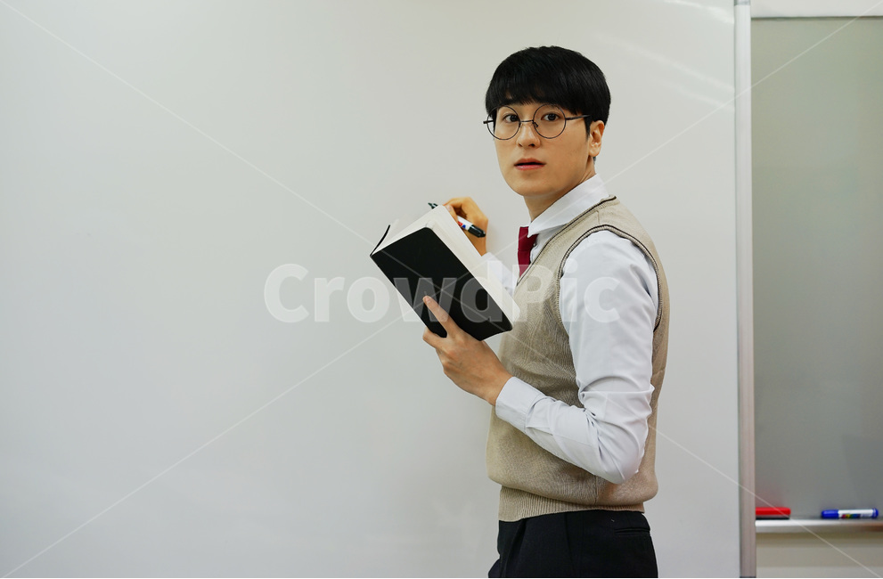 수능,교육,학생,교복,시험,강의,수업,고등학생,고3,남고생,남자고등학생,남고,수능시험,기말고사,중간고사,모의고사,exam,quiz,test,학업,공부,남자,남학생,사람,인물,인간,human,person,얼굴표정,facialexpression,face,남성,man,male,학교,education,learning,study,schoo,사람,인물,인간,human,person,남성,남자,man,male,교육,학교,공부,education,learning,study,school