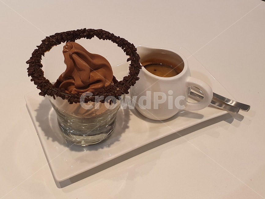 커피,아이스크림,디저트,아포가토,카페,음료,음식,초코,디저트,간식,후식,dessert,snack