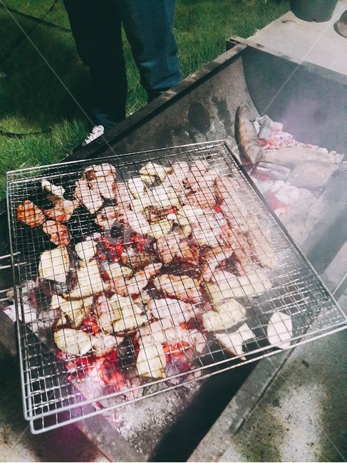 food,음식,바베큐,bbq,고기,숯불,밤,캠핑,마당,음식,식재료,요리,food,cook,meal,dishes,food reserves,육류,고기,meat