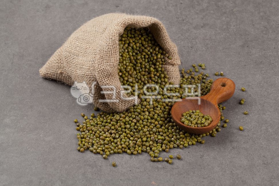 녹두,녹두전,빈대떡,곡식,잡곡,식품,음식,건강,식물,그릇,숟가락,mungbean,pancake,grain,multigrain,foodwind,food,health,healthfood,plant,bowl,spoon
