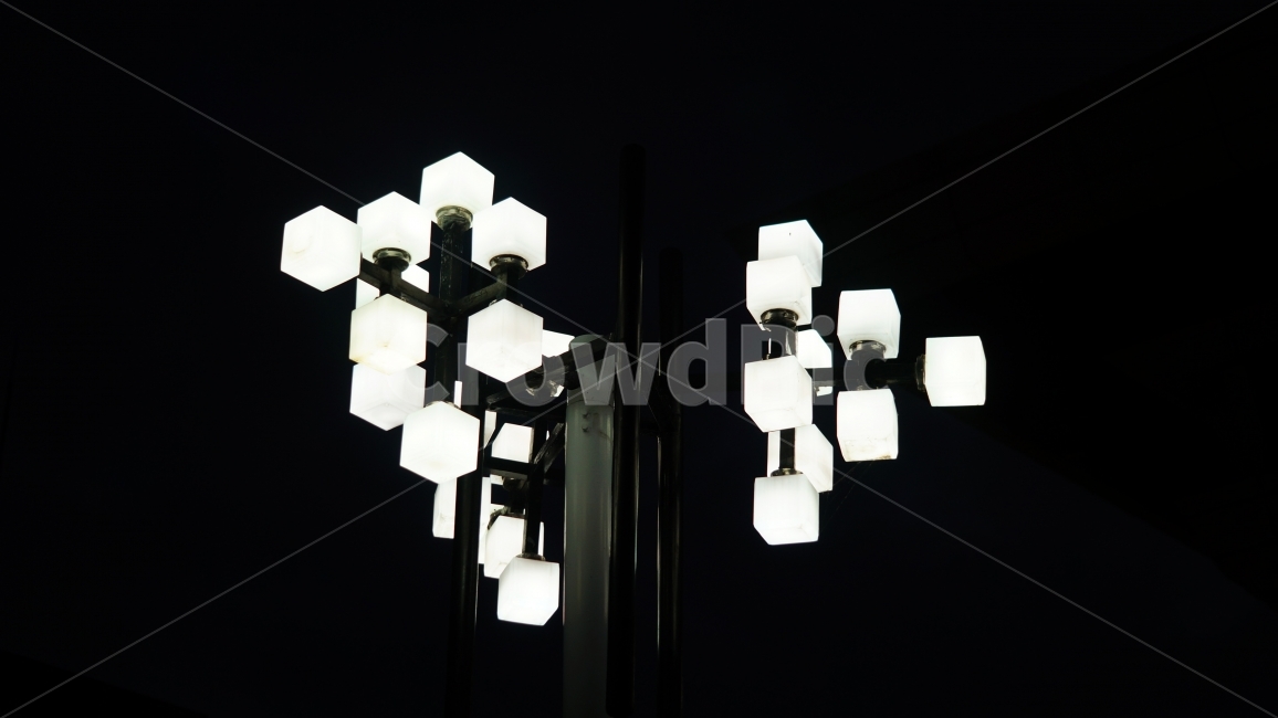 가로등,전구,감성,분위기,감각,야경,밤,풍경,nightscape,night,landscape,symbol,상징,cross,가로 질러 가다,lighting,조명
