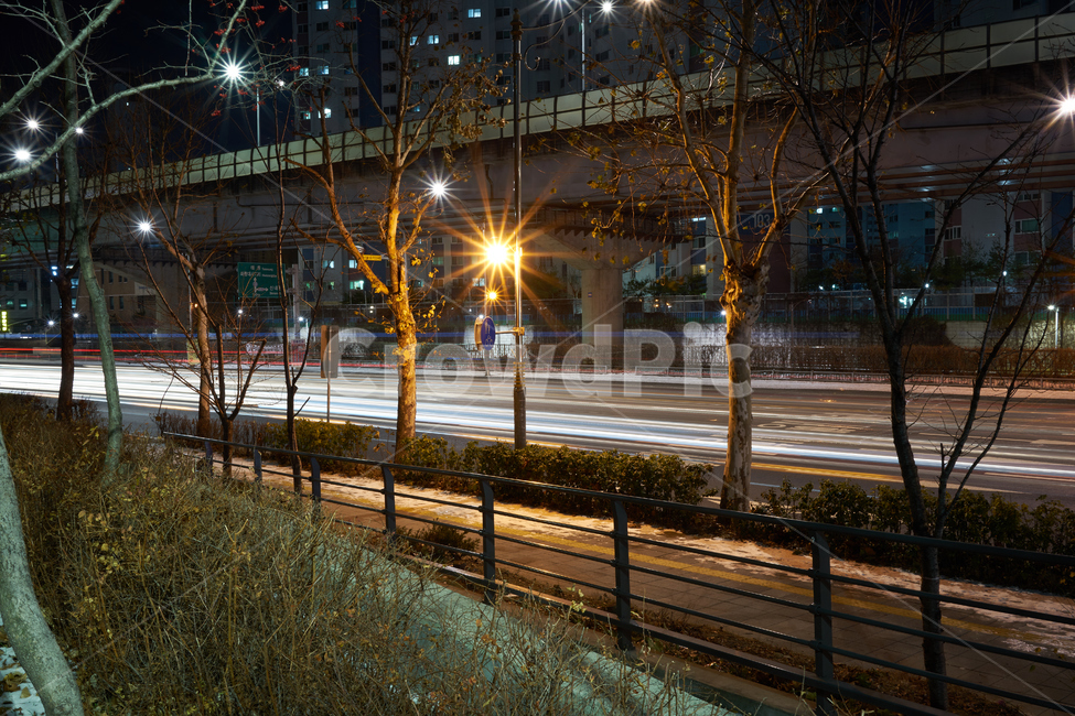 야경,철길,경춘선,눈덮인철길,장노출,고화질,겨울풍경,겨울,눈,밤풍경,빛번짐,가로등,야경,밤,풍경,nightscape,night,landscape,도시,city,한국도시풍경,한국도시경관,korea cityscape,road,도로,asphalt,아스팔트