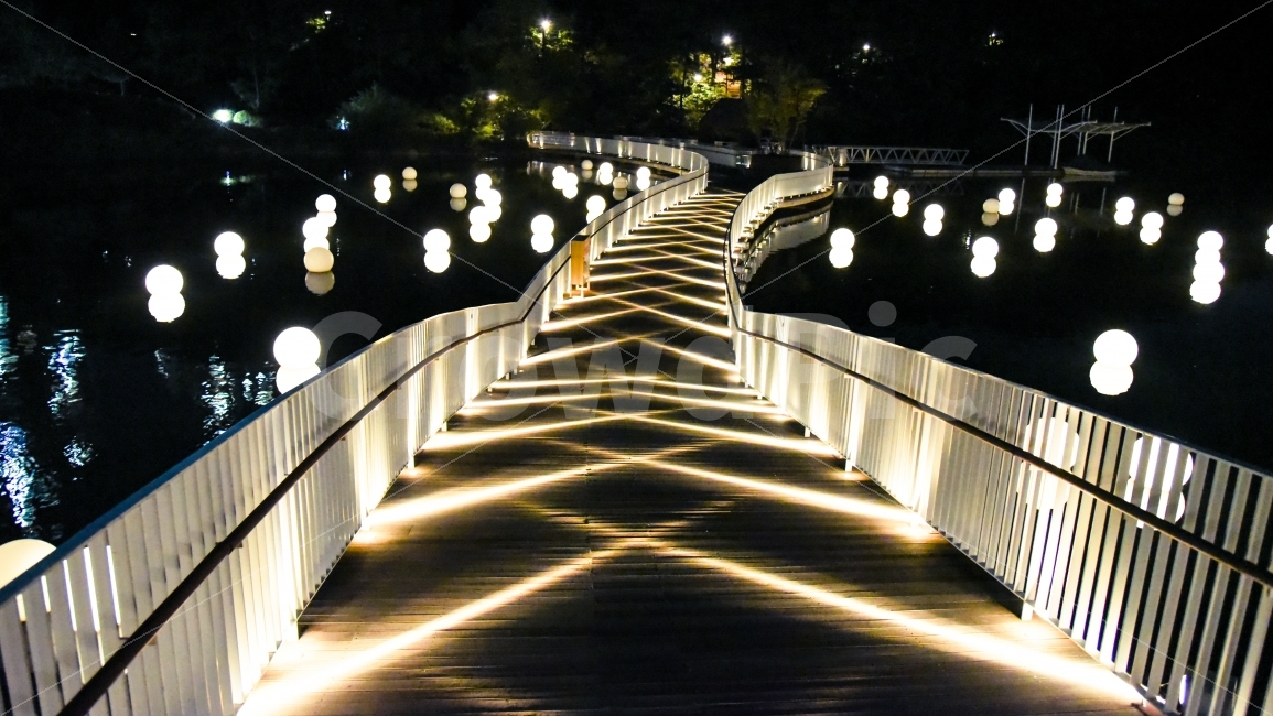 광교,야경,호수,공원,불빛,조명,도시,풍경,city,landscape,야경,밤,nightscape,night,handrail,난간,banister,railing