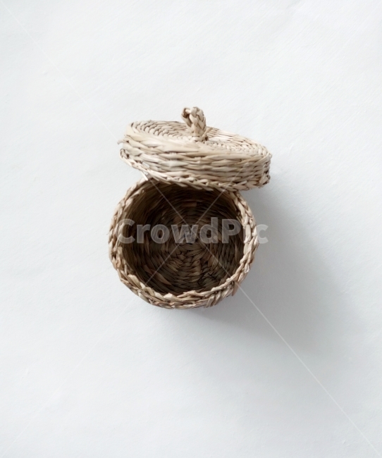 바구니,소품,함,보관,basket,object,decoration,prop,whitebackground,texture,사물,물건,오브젝트,thing,object,matter,연출,컨셉,콘셉,direction,concept,누끼,remove background