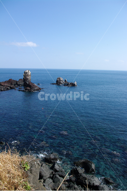 바다,해안,현무암,바위,암석,자연,풍경,nature,landscape,한국자연풍경,한국자연경관,korea nature landscape,제주도,jeju,jeju island,outdoors,옥외,land,땅,sea,ocean,대양,water,물,shoreline,해안선,promontory,곶,coast,연안