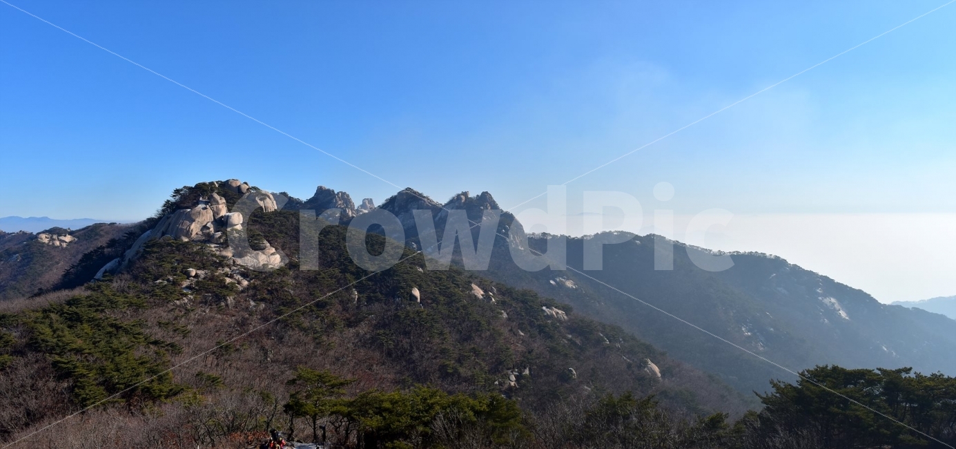 도봉산,풍경,자연,국립공원,산,명산,힐링,바위,기암,등산,맑음,파란하늘,파노라마,마운틴,mountain,nature,오봉,여성봉,역광,햇살,겨울풍경,겨울,북한산,삼각산,북한산국립공원,비경,산그리메,암봉우리,뷰티플,감성,자연,풍경,nature,landscape,한국자연풍경,한국자연경관,korea nature landscape,outdoors,옥외,mountain range,산맥,slope,경사