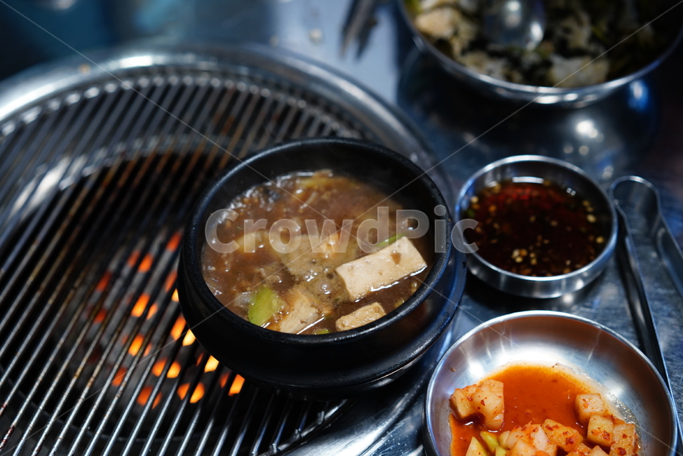 한식,국물,요리,찌개,식사,반찬,먹거리,푸드,food,된장,뚝배기,두부,먹방,음식,식재료,요리,food,cook,meal,dishes,food reserves,한식,한국음식,한국요리,korean food,korean dishes,korean meal,korean cook